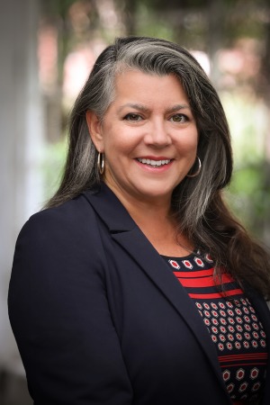 Patty Healy headshot