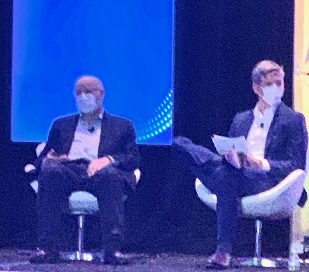 David R Kotok & Matt Hougan wearing masks at Inside ETFs Conference